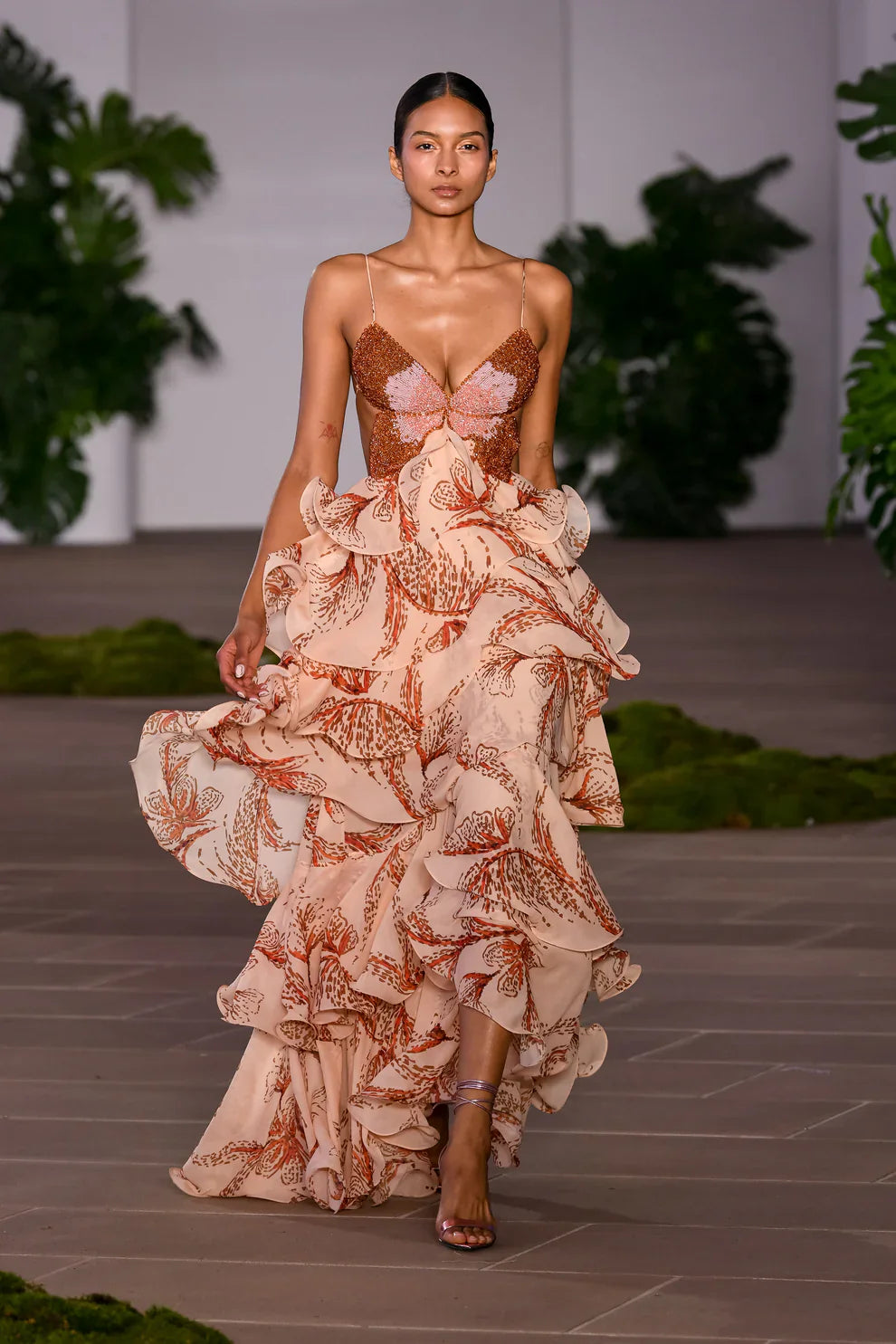PAOLA | Vestido mariposa de largo