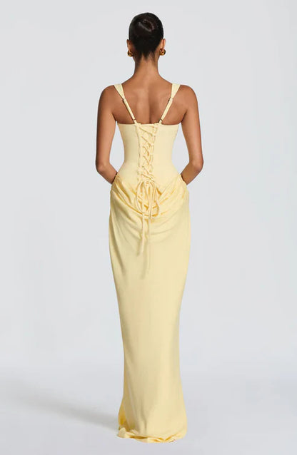 AMAIA | Vestido elegante scarlet eclipse